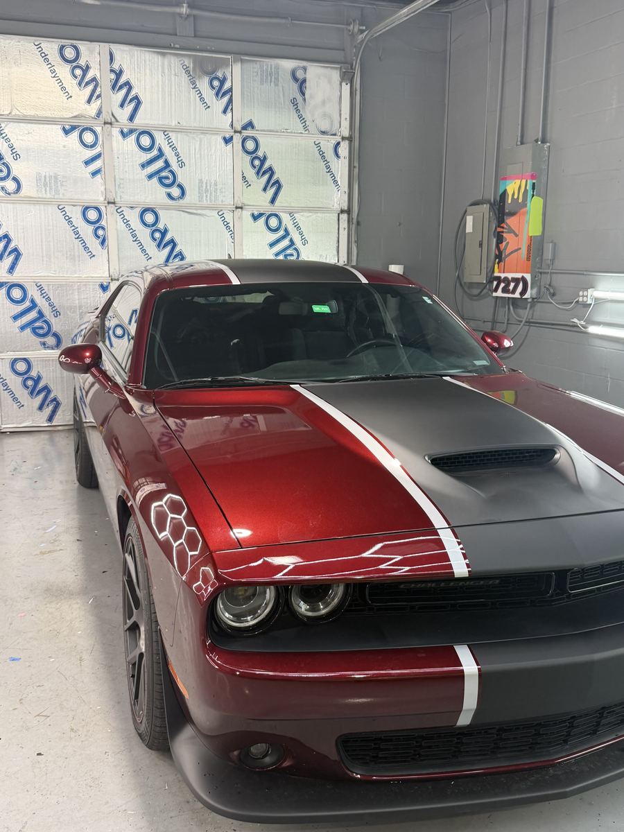 Dodge Challenger Racing Stripe and Hex Graphics — Fly Visuals FL